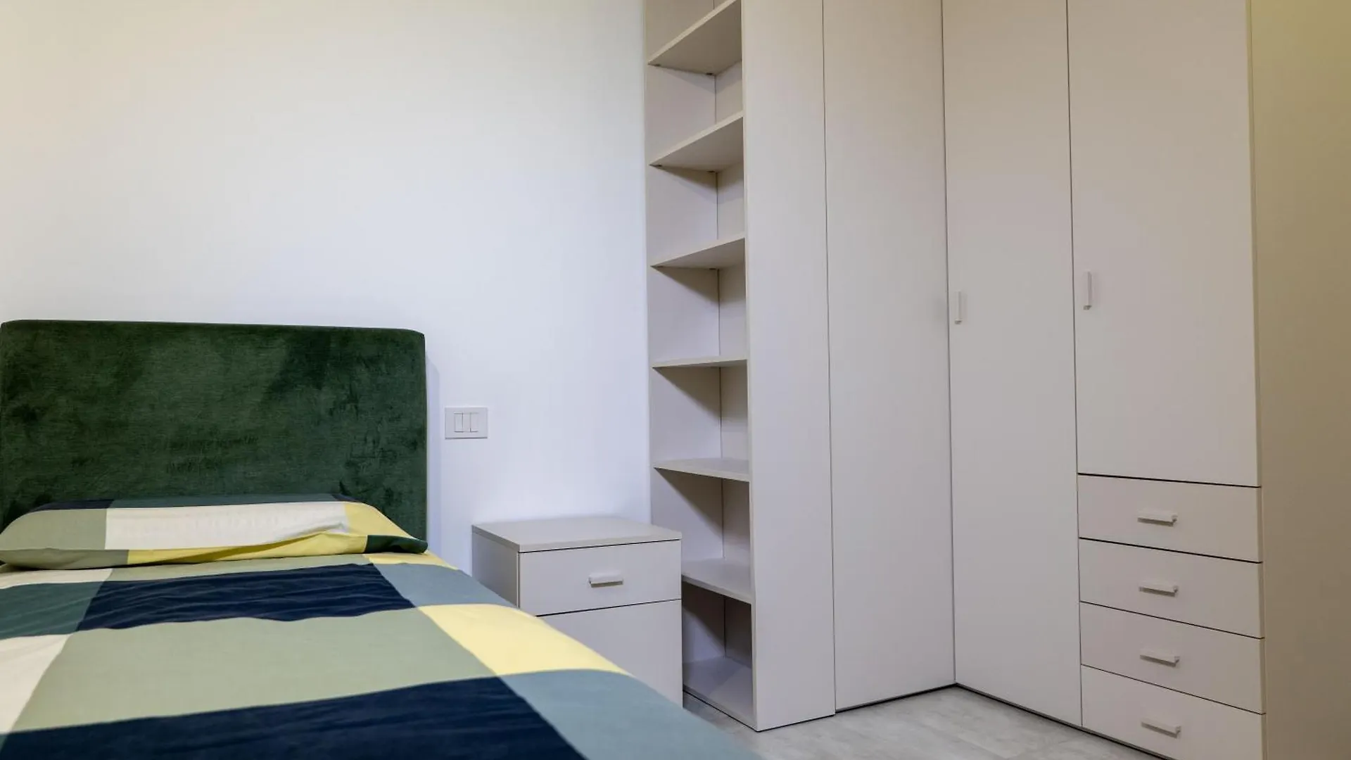 La Casa Sul Naviglio Di Debora Apartment Milan 0*,  Italy